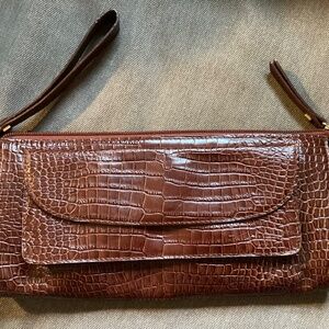 Talbots Vintage brown pebble croc larger wristlet clutch lot of zipper pockets